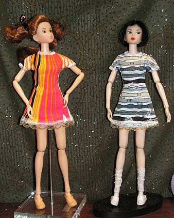 платья для кукол 27 см